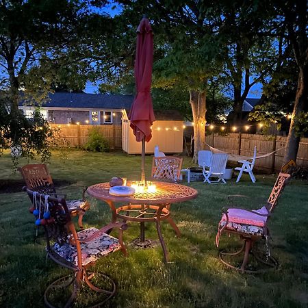 A Cozy Cape House Steps To Restaurants & Beaches ~1.4 Miles Down Scenic Roads Yarmouth Port Exteriör bild