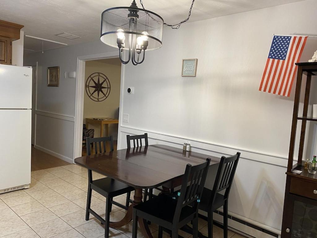 A Cozy Cape House Steps To Restaurants & Beaches ~1.4 Miles Down Scenic Roads Yarmouth Port Exteriör bild