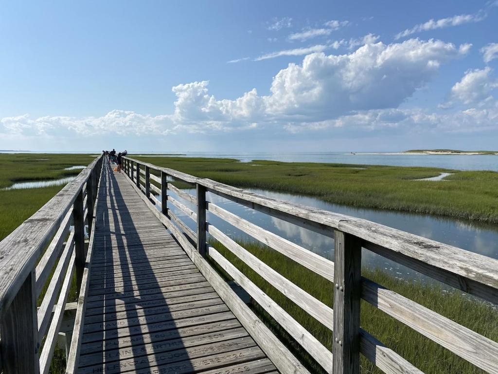 A Cozy Cape House Steps To Restaurants & Beaches ~1.4 Miles Down Scenic Roads Yarmouth Port Exteriör bild