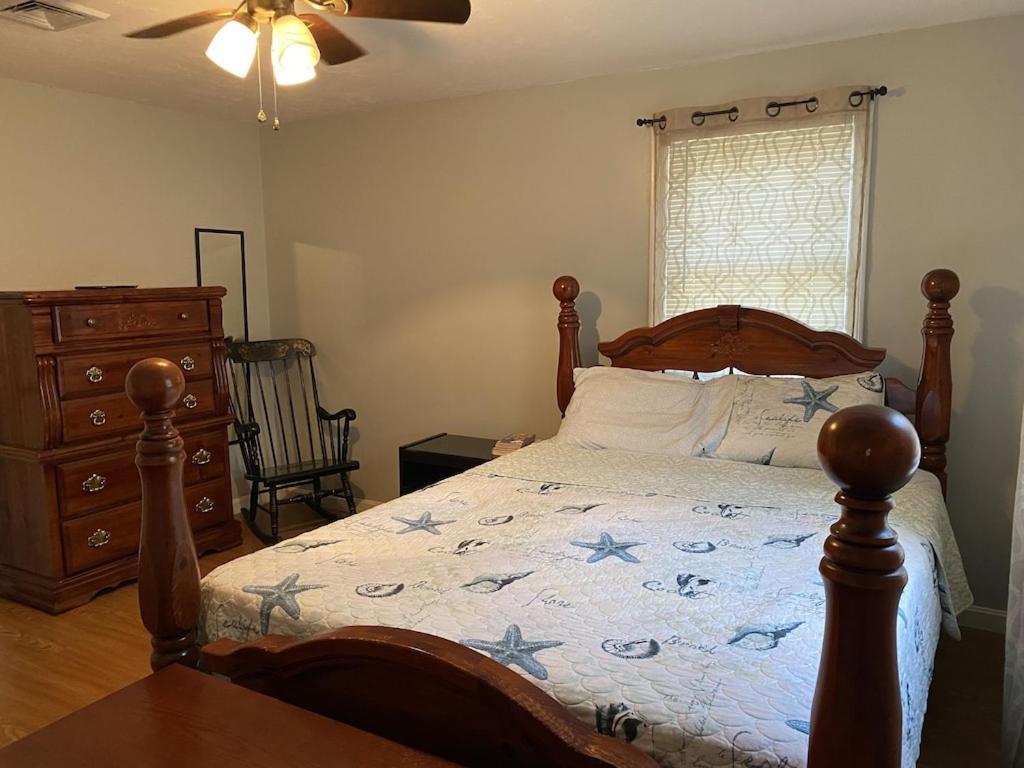 A Cozy Cape House Steps To Restaurants & Beaches ~1.4 Miles Down Scenic Roads Yarmouth Port Exteriör bild